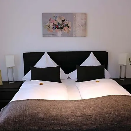 Apartahotel Paradies 3*
